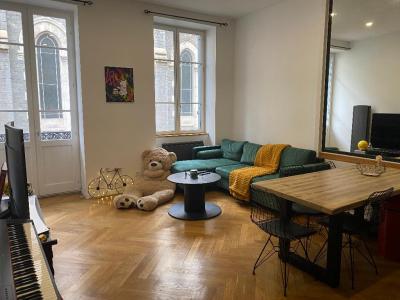 Louer Appartement 55 m2 Saint-etienne