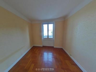 Louer Appartement Lyon-3eme-arrondissement 900 euros
