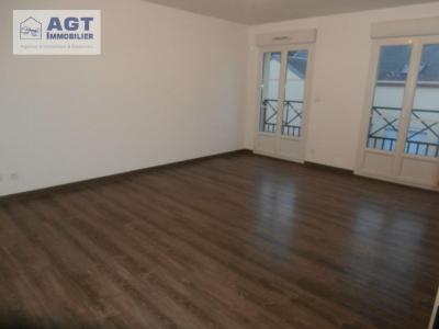Louer Appartement 64 m2 Noailles