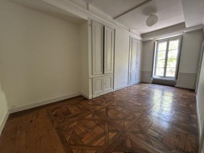 Louer Appartement Lyon-2eme-arrondissement 1575 euros
