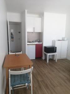 For rent Bordeaux 1 room 21 m2 Gironde (33000) photo 0