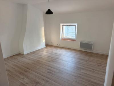 For rent Blaye 2 rooms 45 m2 Gironde (33390) photo 0