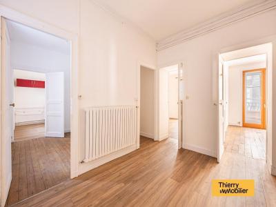 For sale Nantes 4 rooms 118 m2 Loire atlantique (44000) photo 0