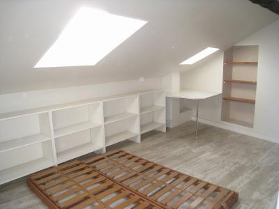 Louer Appartement Orleans 476 euros