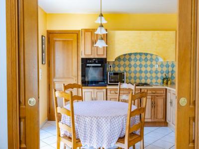 For sale Reze 6 rooms 156 m2 Loire atlantique (44400) photo 2