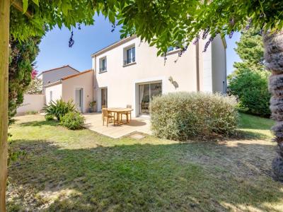 For sale Reze 6 rooms 156 m2 Loire atlantique (44400) photo 3