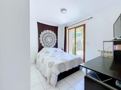 For sale Carros 4 rooms 80 m2 Alpes Maritimes (06510) photo 3