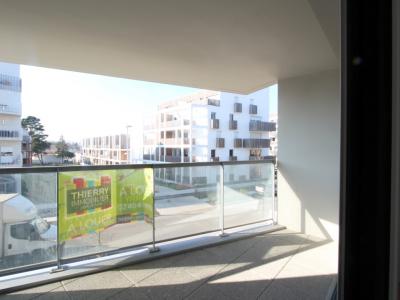 For rent Reze 2 rooms 45 m2 Loire atlantique (44400) photo 3