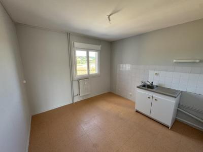 For rent Digoin 5 rooms 86 m2 Saone et loire (71160) photo 3
