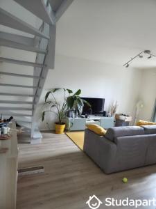 For rent Magny-le-hongre 1 room 11 m2 Seine et marne (77700) photo 0