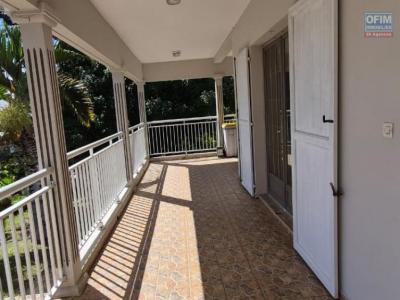 Louer Maison 97 m2 Sainte-marie