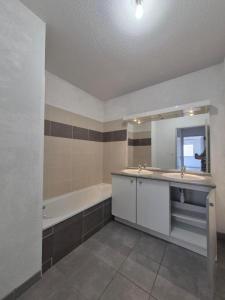 Louer Appartement Launaguet 690 euros
