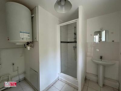 Louer Appartement Ennery 677 euros