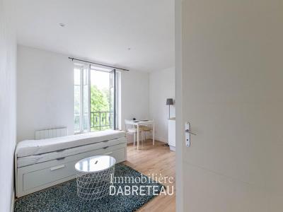 For rent Lyon-7eme-arrondissement 1 room 23 m2 Rhone (69007) photo 0