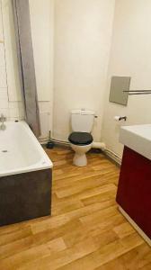 For rent Bordeaux 1 room 28 m2 Gironde (33000) photo 2