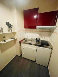For rent Bordeaux 1 room 28 m2 Gironde (33000) photo 3
