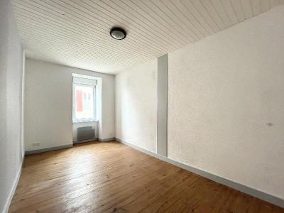 For rent Anglade 5 rooms 135 m2 Gironde (33390) photo 2