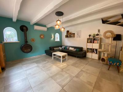 For sale Grans 5 rooms 150 m2 Bouches du Rhone (13450) photo 2