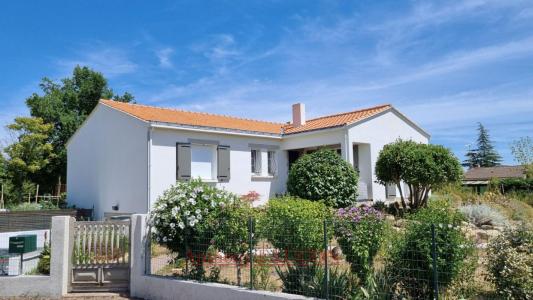 For sale Chaille-sous-les-ormeaux RIVES-DE-L-YON 5 rooms 103 m2 Vendee (85310) photo 0