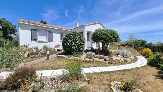 For sale Chaille-sous-les-ormeaux RIVES-DE-L-YON 5 rooms 103 m2 Vendee (85310) photo 1