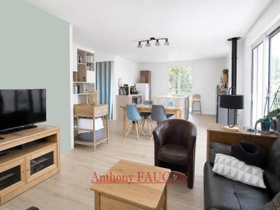 For sale Chaille-sous-les-ormeaux RIVES-DE-L-YON 5 rooms 103 m2 Vendee (85310) photo 2