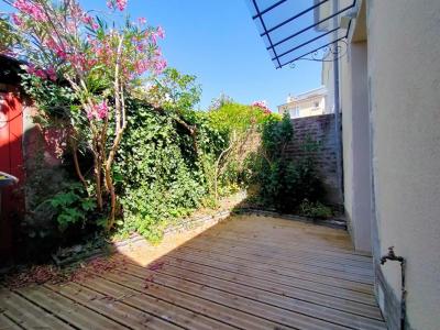 For sale Mans 3 rooms 60 m2 Sarthe (72000) photo 2