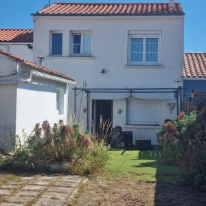 For sale Grues 4 rooms 72 m2 Vendee (85580) photo 0