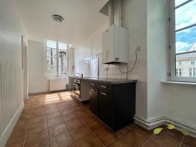 For rent Saint-leonard-de-noblat 3 rooms 86 m2 Haute vienne (87400) photo 3