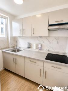 For rent Paris-17eme-arrondissement 1 room 24 m2 Paris (75017) photo 1