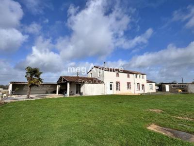 For sale Saint-pierre-des-echaubrognes 7 rooms 167 m2 Deux sevres (79700) photo 0
