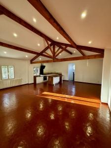 For rent AIX NORD 7 rooms 136 m2 Bouches du Rhone (13770) photo 2
