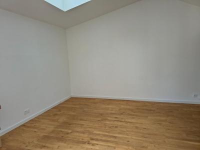 For sale Nantes 3 rooms 78 m2 Loire atlantique (44100) photo 2