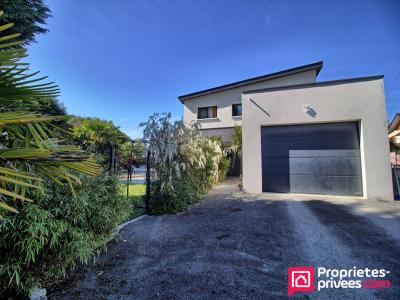 For sale Saint-barthelemy-d'anjou 8 rooms 220 m2 Maine et loire (49124) photo 4