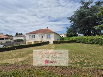 For sale Saint-prouant 5 rooms 93 m2 Vendee (85110) photo 0
