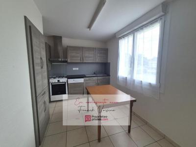 For sale Saint-prouant 5 rooms 93 m2 Vendee (85110) photo 2