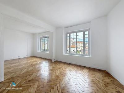 Louer Appartement 103 m2 Clermont-ferrand