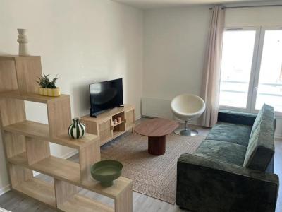 For rent Courcouronnes 1 room 33 m2 Essonne (91080) photo 1