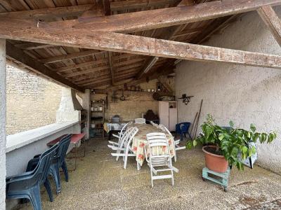 For sale 5 rooms 122 m2 Deux sevres (79270) photo 3