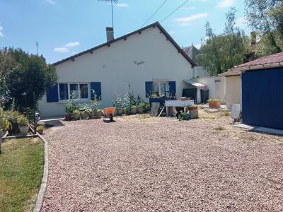 For sale Mezieres-en-brenne 4 rooms 156 m2 Indre (36290) photo 0
