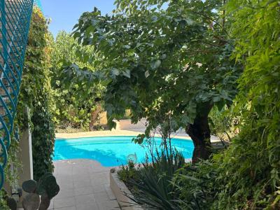 For sale Uzes 10 rooms 210 m2 Gard (30700) photo 2
