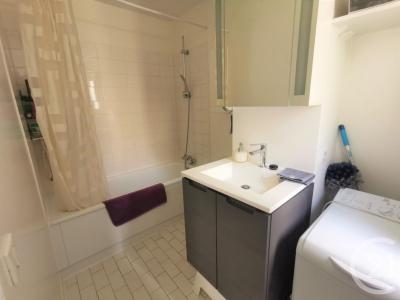 Louer Appartement Courbevoie 1333 euros