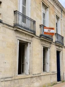 For rent Bordeaux 7 rooms 146 m2 Gironde (33000) photo 0