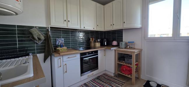 For sale 4 rooms 65 m2 Vaucluse (84000) photo 3