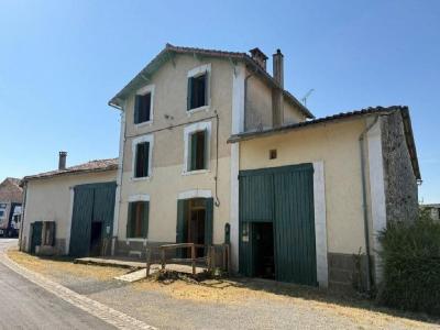 For sale 7 rooms 169 m2 Charente (16460) photo 0