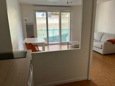 For rent 8 RUE CANTEDUC 1 room 33 m2 Gard (30900) photo 0