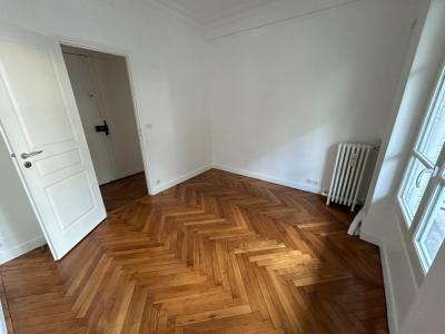Louer Appartement Paris-17eme-arrondissement 2975 euros