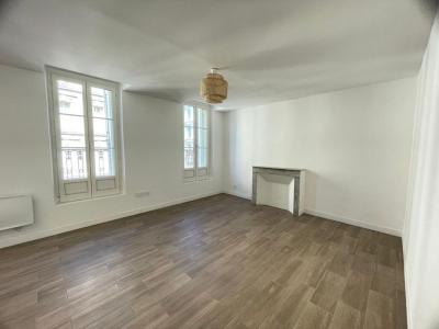 For rent Marseille-2eme-arrondissement 2 rooms 46 m2 Bouches du Rhone (13002) photo 0