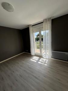 Louer Appartement 29 m2 Lamorlaye