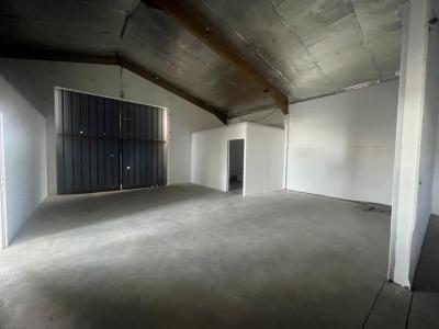For rent Saint-andre 445 m2 Reunion (97440) photo 1