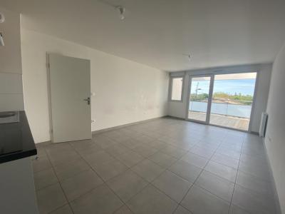 Louer Appartement 62 m2 Fonbeauzard